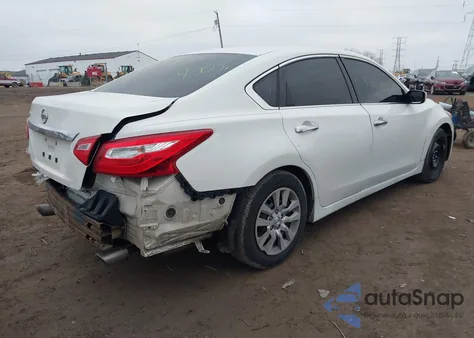 2016 Nissan Altima 2.5/2.5 S/2.5 Sl/2.5 Sr/2.5 Sv z USA, uszkodzony, nr VIN 1N4AL3AP1GN363810